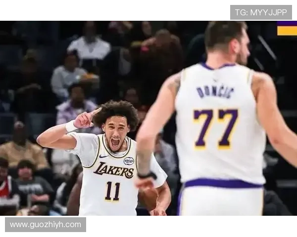 老詹三双助力浓眉38分湖人加时苦战不敌老鹰遗憾落败 老詹三双助力浓眉38分湖人加时苦战不敌老鹰遗憾落败